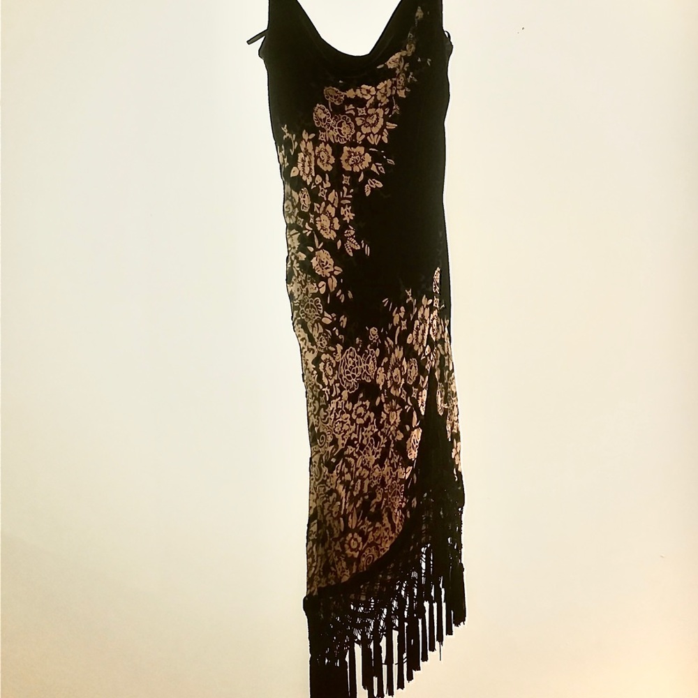 Black velvet dress + scarf